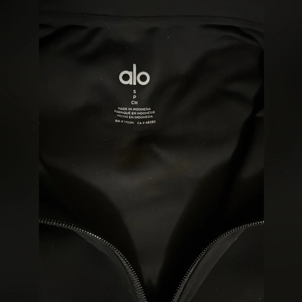 ALO Conquer Max Full Zip - Picture 3 of 5